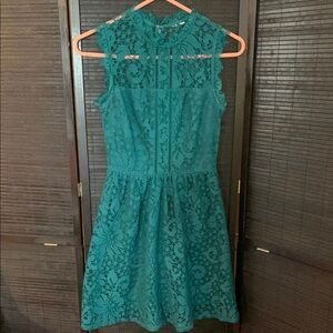 Teal Sleeveless Mini Lace Dress with Crew Neck